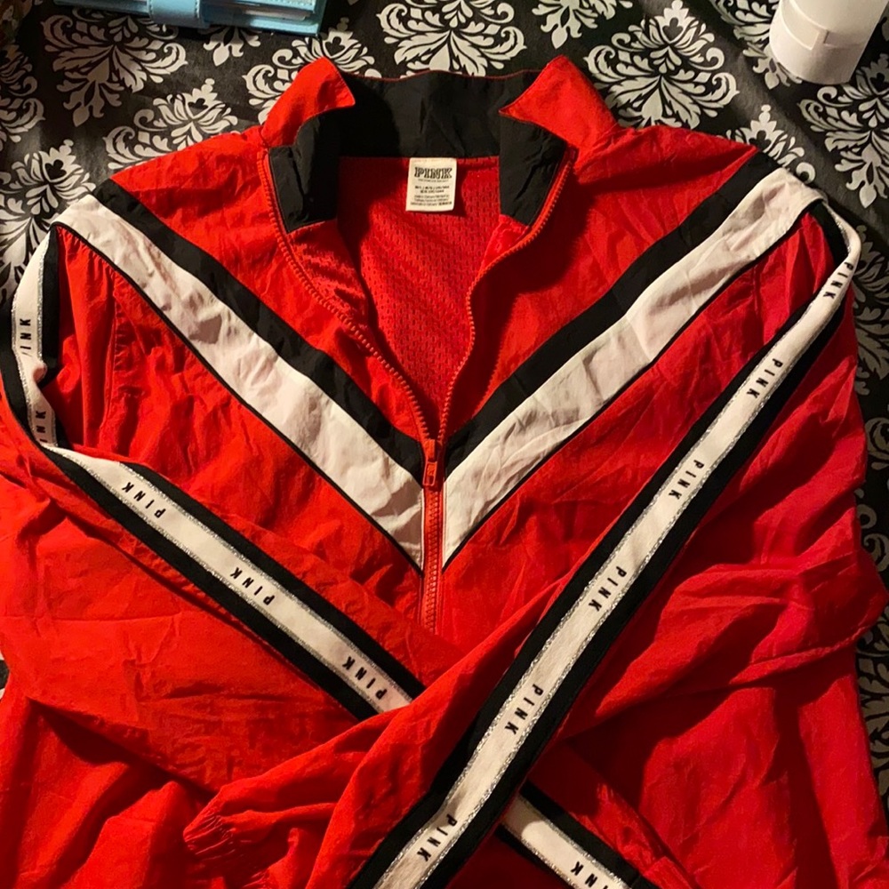 PINK Victoria’s Secret windbreaker Sz M/L